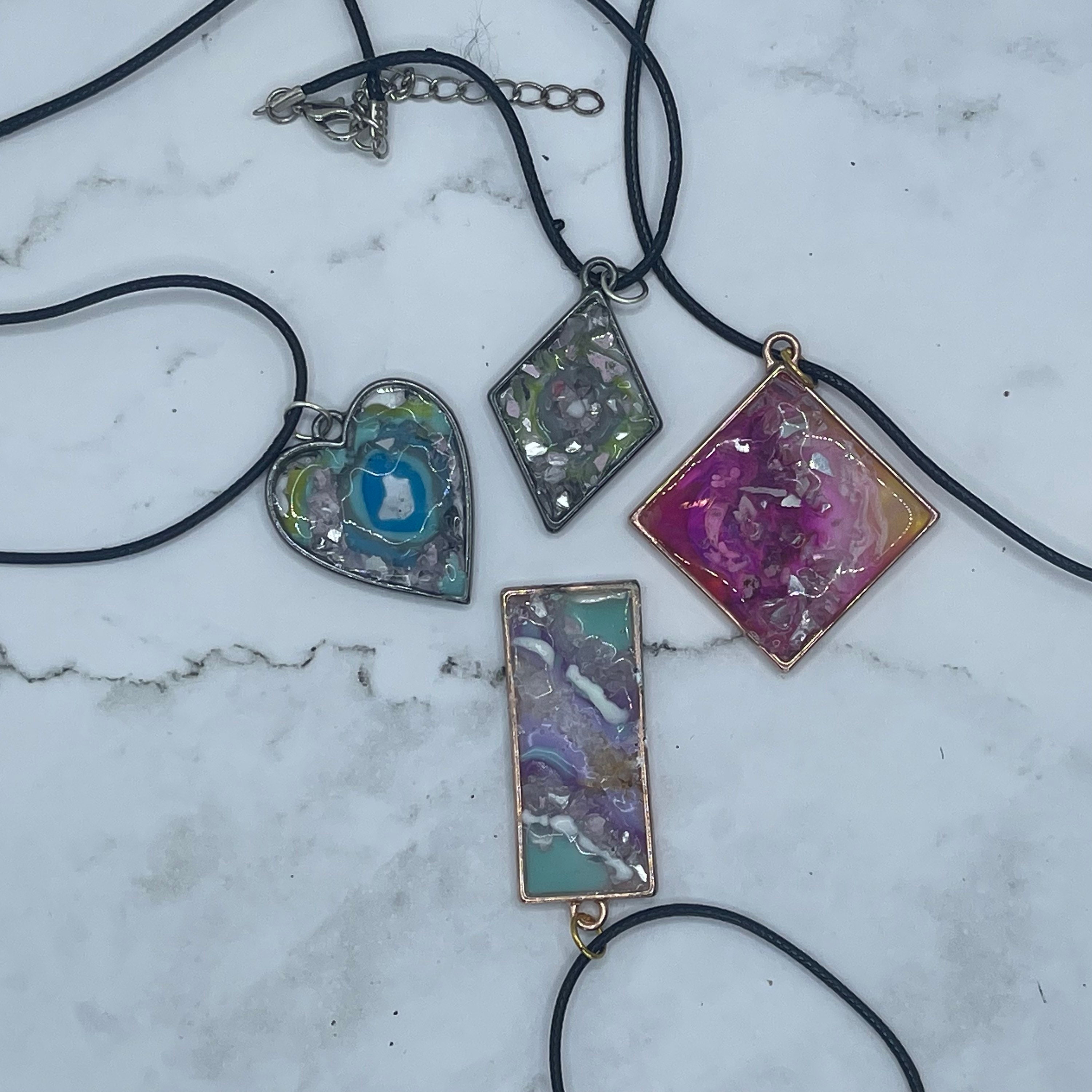 Geode/galaxy | Bezel | Necklaces | Keychain | Crystal Chip