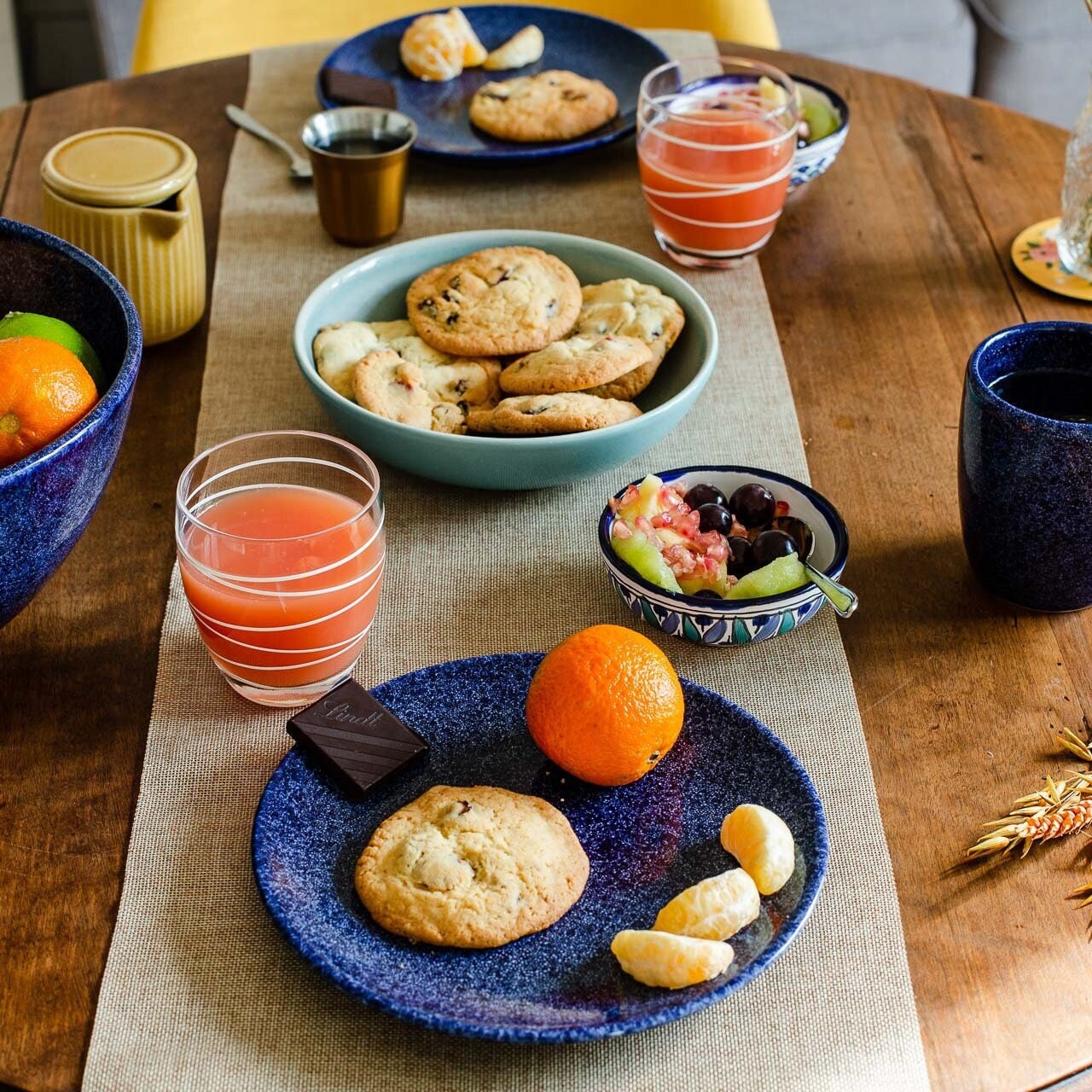 Assiette Bleu Marine en Céramique Fabriquée Au Portugal