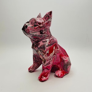 Bulldogge Statue, Low Poly Art, Buntes Wohndekor, 3D Bulldog Figur, Pinky Bulldog