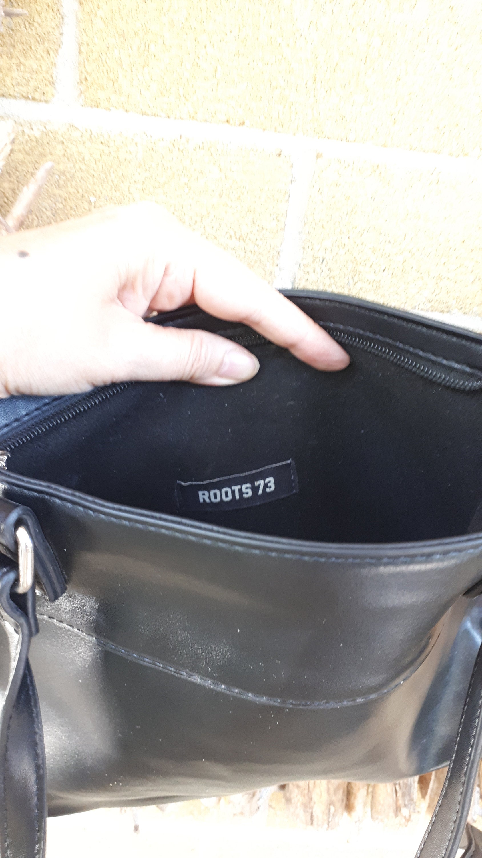 Roots 73 Black Medium Handbag Purse 07T- 01987515 | eBay