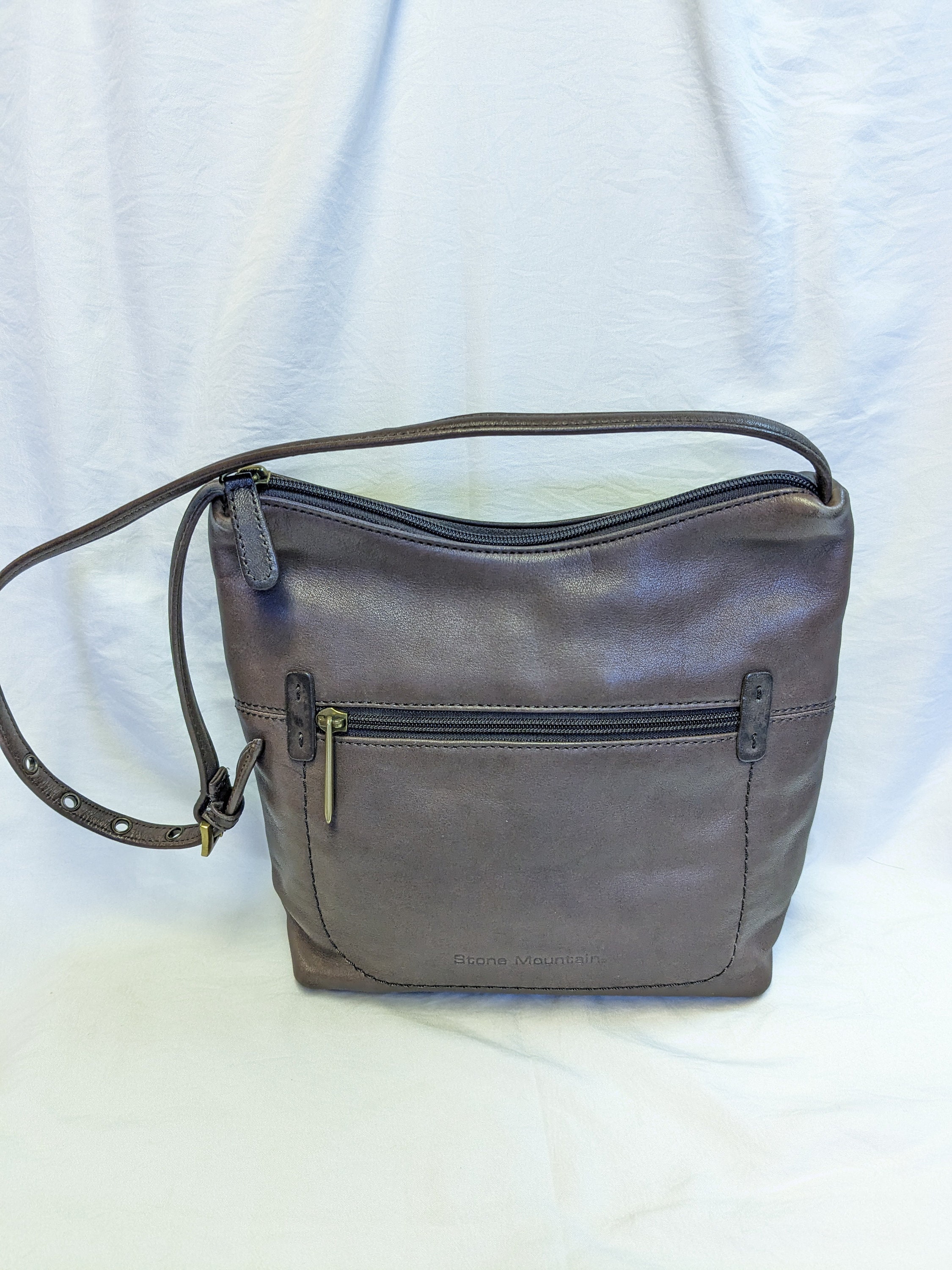 Stone Mountain Accessories, Bags, Black Leather Stone Mountain Crossbody  Purse With Brown Vegan Leather Accents