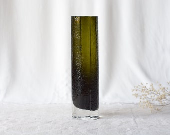 Minimalistic dark green vase  |  Riihimäki Glass Finnland