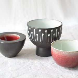 Small asian dishes minimalist black and red pottery 3 pieces image 2