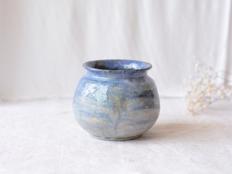 Blue shades round vase art ceramics image 1