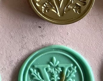 Seal stamp “V”