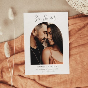 Minimaliste réservez la date, Moderne réservez la date avec photo, modèle de mariage minimaliste, modèle d'invitation moderne | CLARA