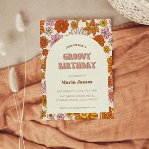 Invitation anniversaire groovy, invitation anniversaire rétro, invitation rétro fleur, modèle modifiable, carte anniversaire groovy |VIC