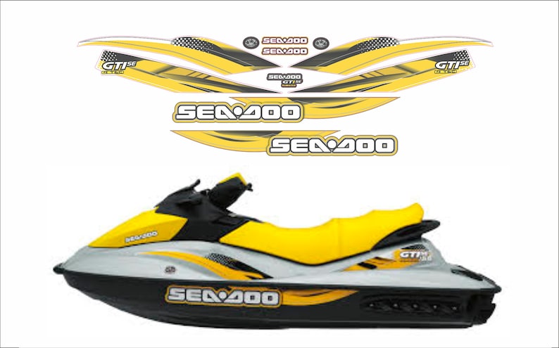 K&ouml;nnte beinhalten: Ein gelbes und schwarzes Sea-Doo GTI SE Jet-Ski mit dem Text "Sea-Doo" und "GTI SE" an der Seite. Das Jet-Ski befindet sich auf einem wei&szlig;en Hintergrund.