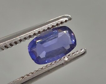 iolite stone 0.90 Carat eye Clean 100% Natural Untreated Gem