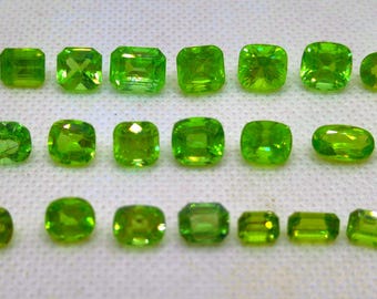 Natuurlijke peridot-partij van 47 karaat groen uit supat pakistan