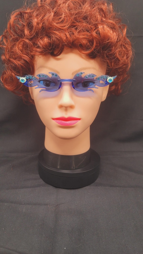 Lunettes de soleil flamme bleue teintes festival avec charme