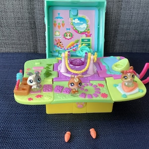 Vintage Littlest Pet Shop LPS Teensiest Tiniest Folding Compact
