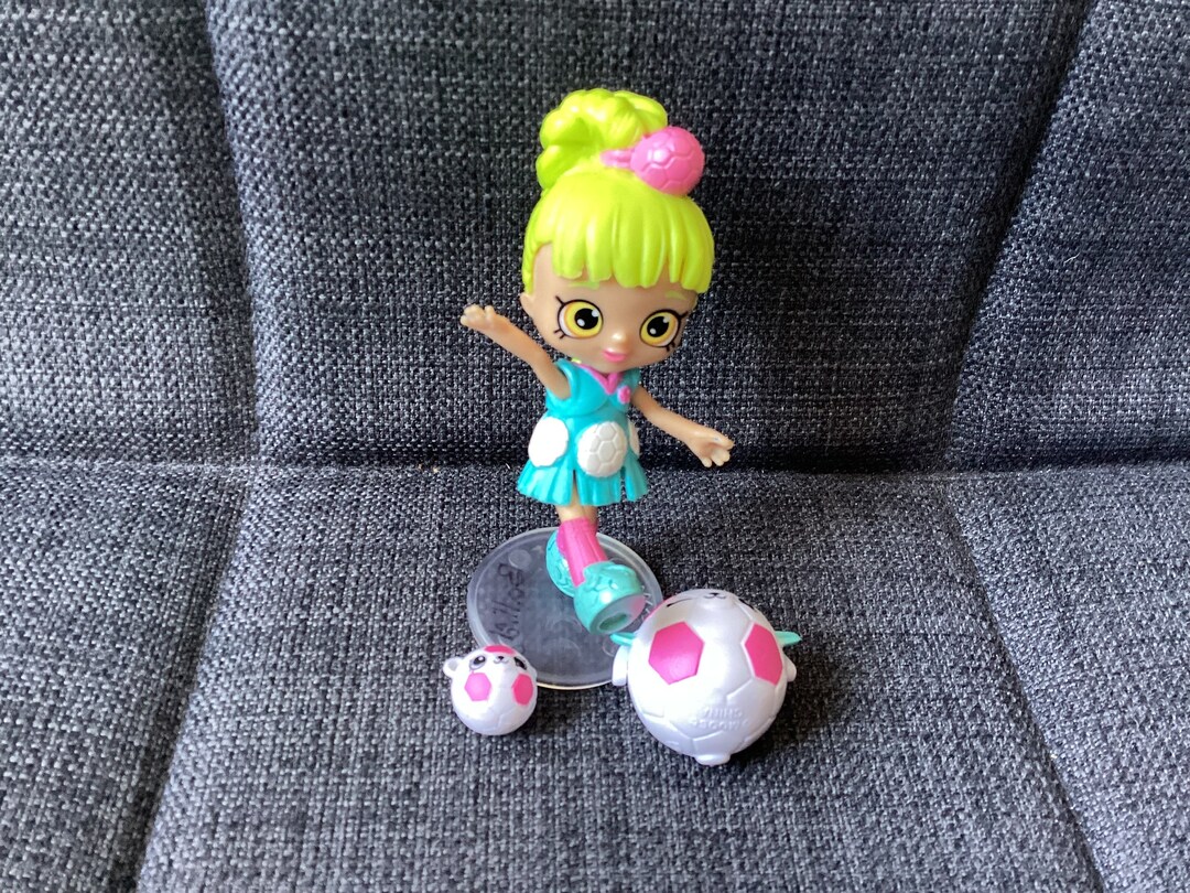 Little shoppie dolls hotsell