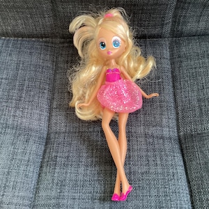 Doll Ver Barbie Pulgarcita BARBIE PULGARCITA PRIMEROS LECTORES