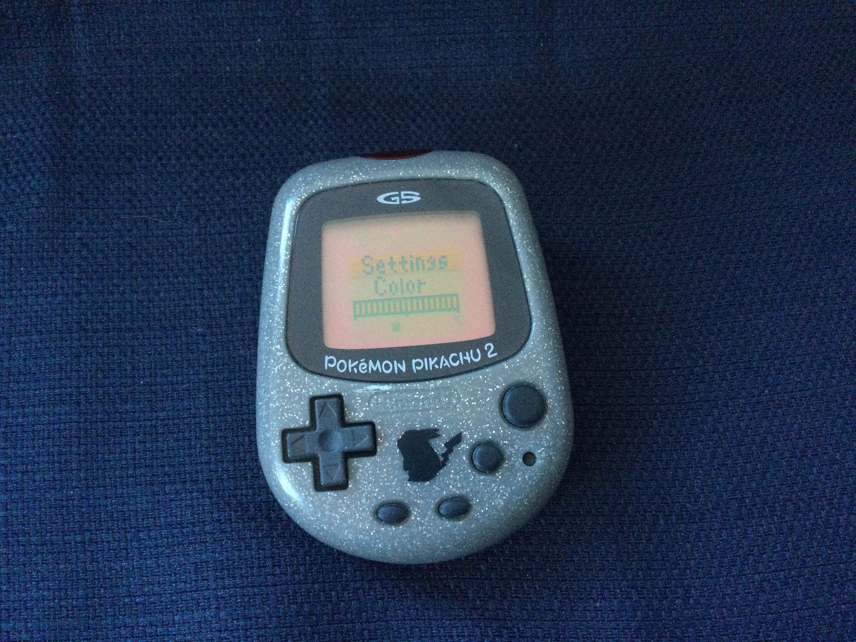 Vintage Nintendo 2 GS Pokémon Pikachu Small Hand Held Electronic