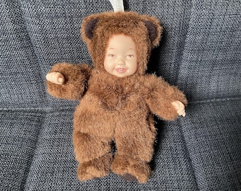 Vintage Anne Geddes Baby Brown Bear 5 inch Stuffed Plush with Ribbon Hanger, Purse, Backpack Size