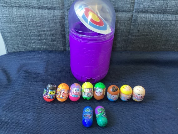 Vintage or Retired Moose Mighty Beanz Collection of Eight Beans