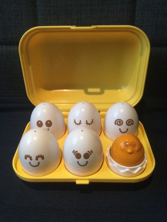 Vintage 90s Tomy Hide N Squeak Sorting Eggs in Yellow Carton