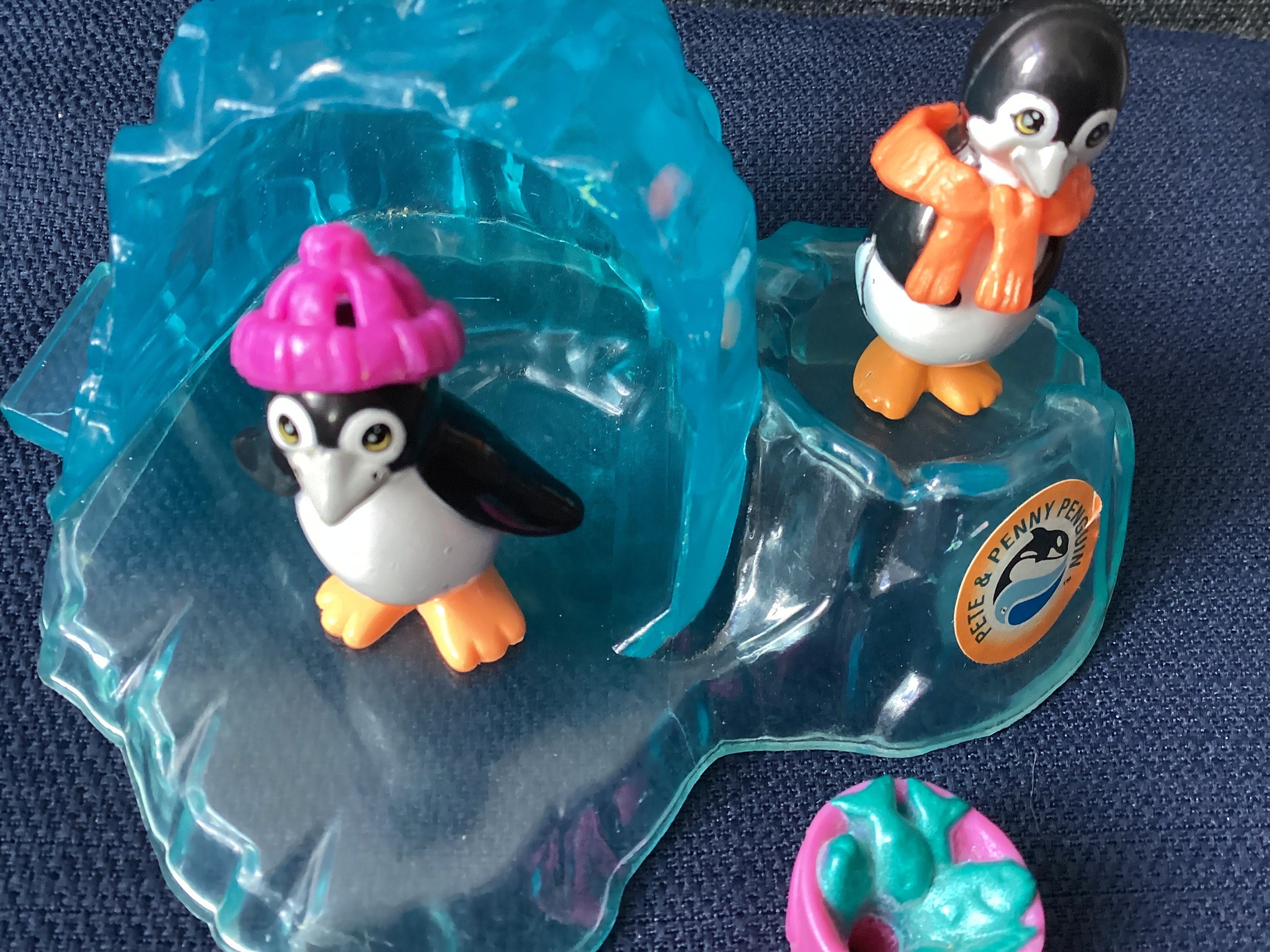 Vintage 90s Littlest Pet Shop LPS Pete and Penny Penguin Set