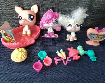 Adorable ensemble de jeu Sleepy Tails de Littlest Pet Shop à la retraite avec deux animaux de compagnie et accessoires originaux, cerf de remplacement