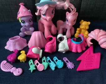 My Little Pony MLP Collection of Ponies with Hats, Clothes, Combs, Barrettes, Accessories