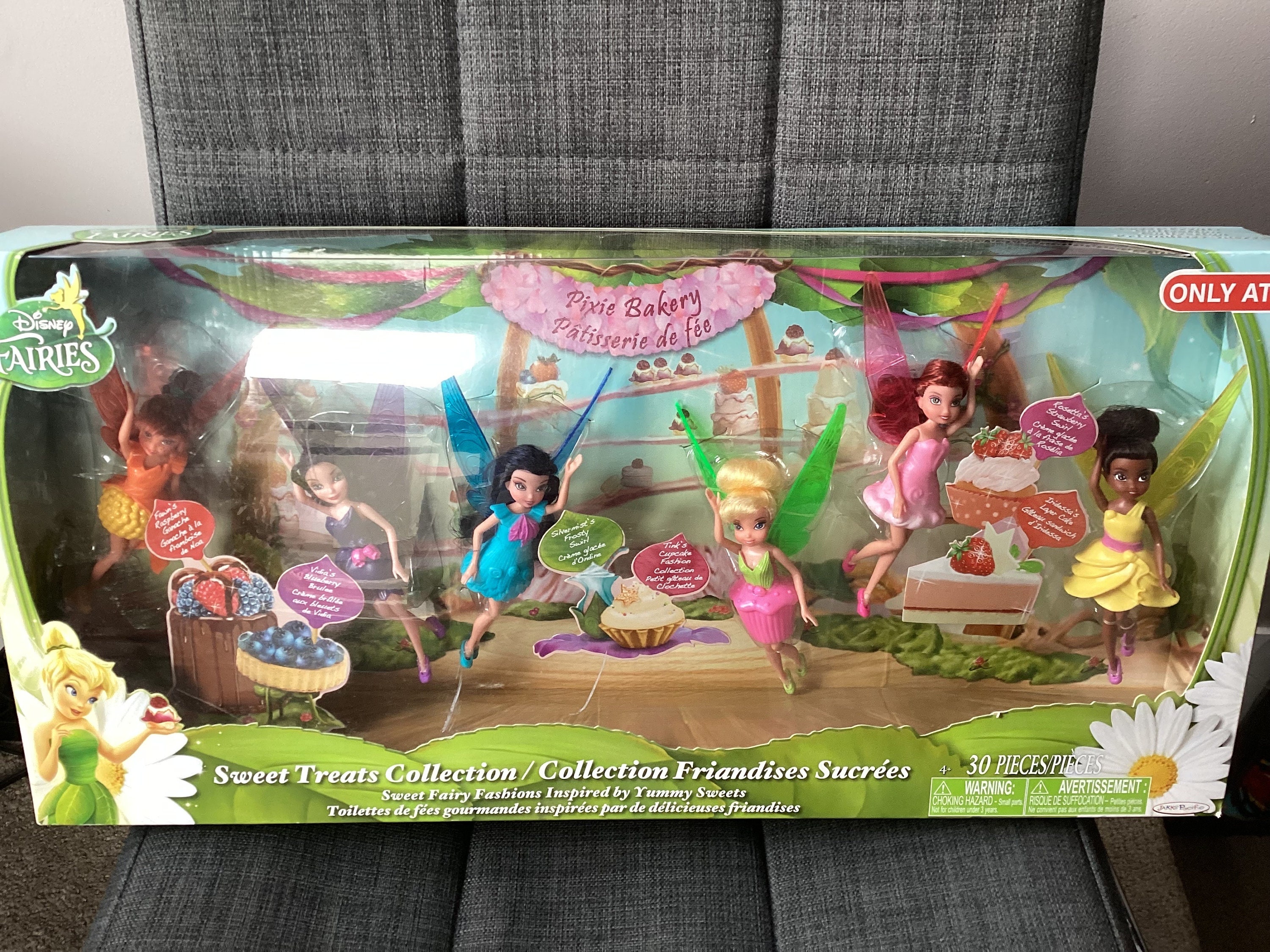Retired Disney Jakks Tinker Bell and Friends Pixie Bakery, Set of