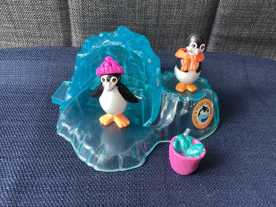 Vintage 90s Littlest Pet Shop LPS Pete and Penny Penguin Set
