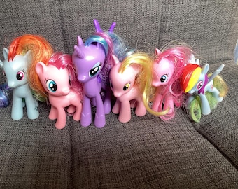 Retired My Little Pony MLP Collection of Six 3-4 inch Ponies with Brushable Manes, Pink, Purple, Rainbow
