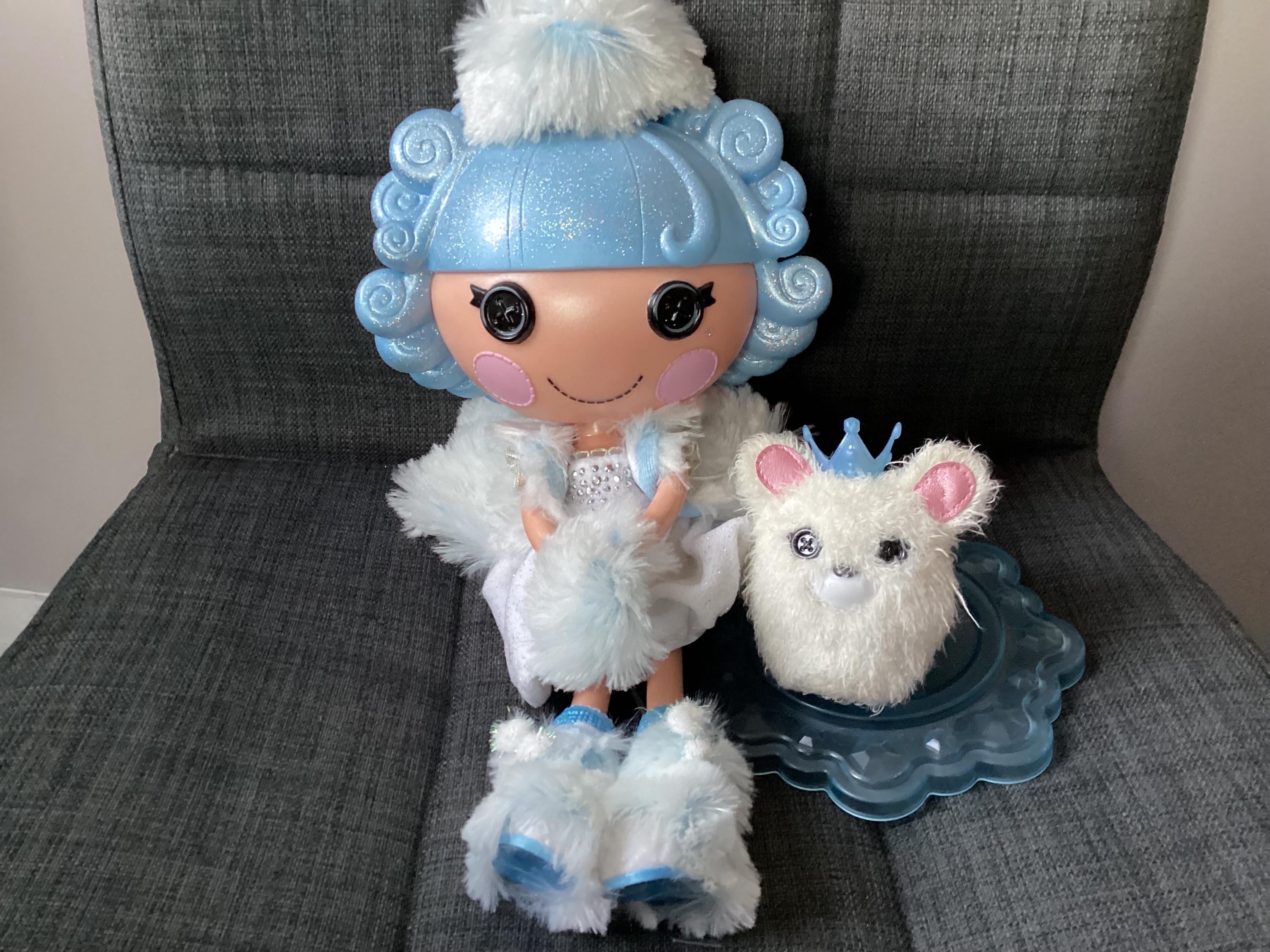 Retired Adorable Lalaloopsy Full Size Ivory Ice Crystals Blue Fur