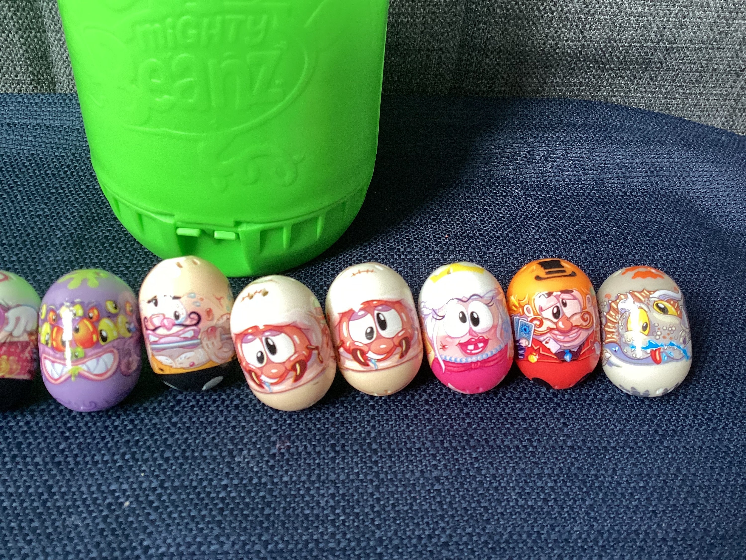 Mighty beanz sales surprise egg