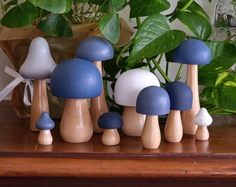 Zestaw drewnianych grzybów malowanych ręcznie, „Deep Blues”, wystrój leśny, dekoracja na baby shower, wystrój domku, wystrój pokoju dziecięcego