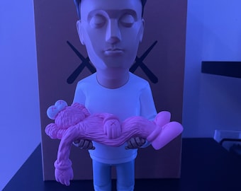 Figurine Kaws (Brian Donnelly) rose