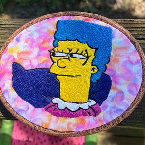 Marge side eye embroidery