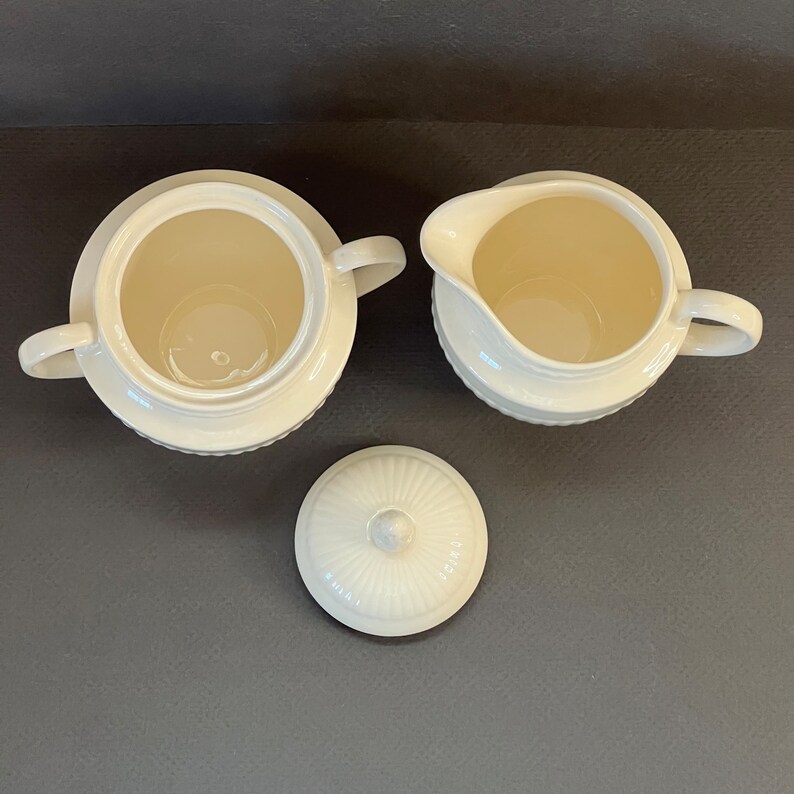 Wedgewood Edme Cream White Porcelain Cream Pitcher & Sugar Bowl W/ Lid