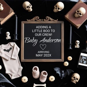 Faire-part de bébé effrayant et mignon d'Halloween - Révélation de grossesse squelette et citrouille - Modèle numérique modifiable - Faire-part de bébé 2025