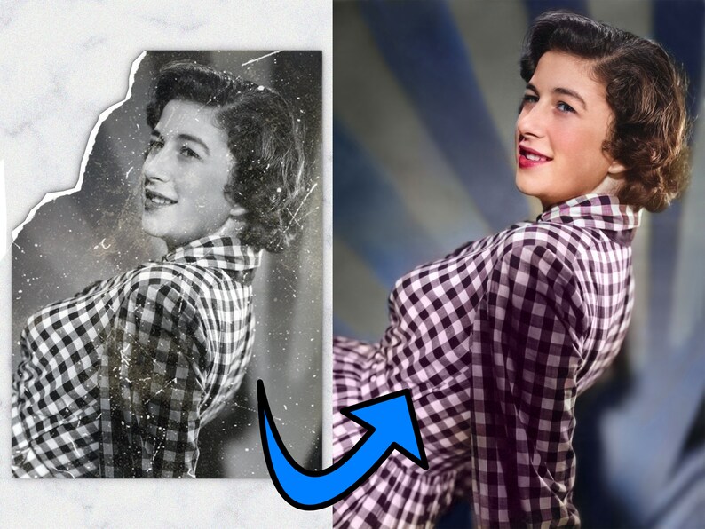 Puede incluir: Una fotograf&iacute;a en blanco y negro de una mujer con una camisa a cuadros. La fotograf&iacute;a est&aacute; descolorida y tiene algunos desgarros.