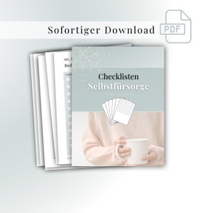 Peut inclure: Un document PDF bleu et blanc avec le titre "Checklisten Selbstfürsorge" et le texte "Sofortiger Download" en haut. Le document présente une femme tenant une tasse blanche et un motif géométrique en arrière-plan.