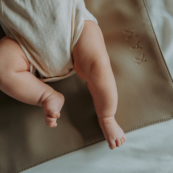 Individual baby changing mat | Vegan leather mats | Versatile compact mat | Eco-Friendly double sided mat | Mom to be gift | Baby essential