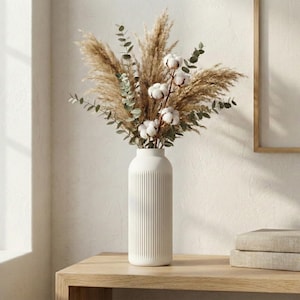 Minimalist Ribbed Vase, Modern Home Decor, Scandinavian Style, Japandi