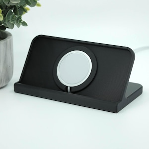 MagSafe iPhone Dock – Stazione di ricarica in modalità standby