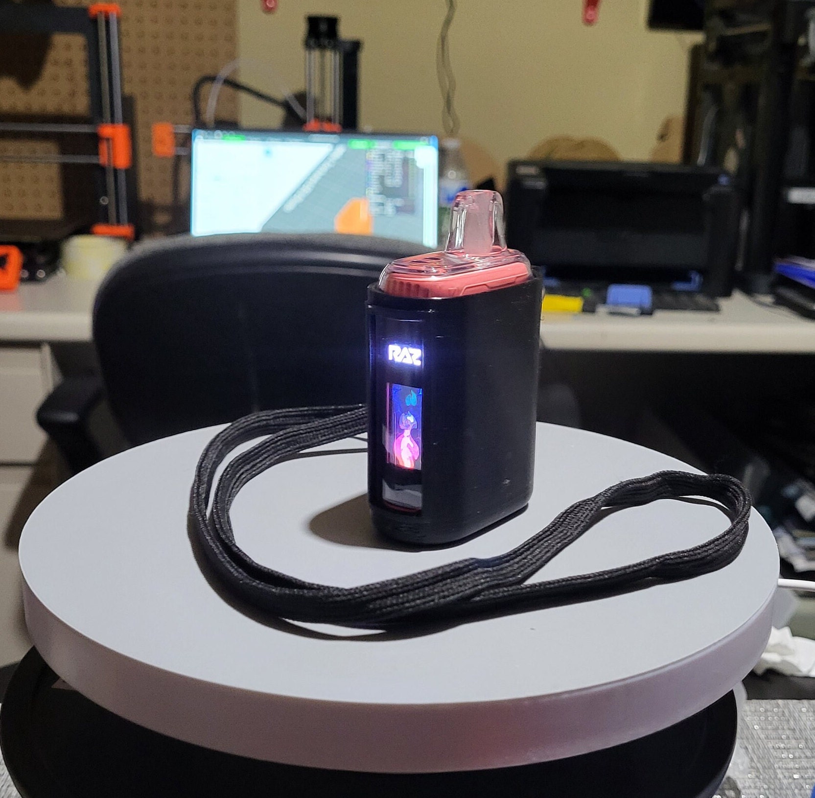 Vape holder / Case for RAZ TN 9000 with lanyard