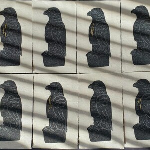 Sy-på-lappen med den maltesiska falken