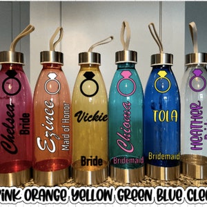 Bridesmaid water bottles - Custom Water Bottles - Maid of Honor bottle - Customized Bottles with Name - Wedding Bottles - Bridesmaid Gifts