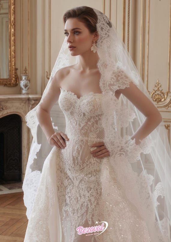Strapless Lace Wedding Dress 2 in 1 Bridal Gown Detachable Skirt Mermaid Wedding Dress Beaded Sparkly Custom Bridal Gown