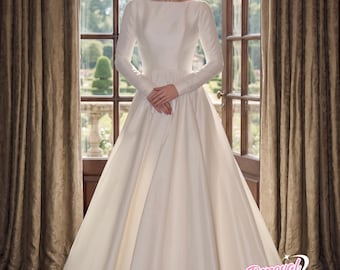 Minimalistische zijden trouwjurk met lange mouwen en open rug bruidsjurk klassieke a-lijn ivoor trouwjurk elegante aangepaste zijden jurk