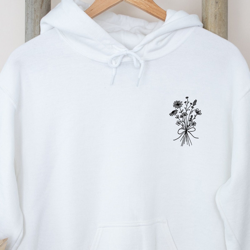 Vogsion Oversized Flower Outline Washed Fleece Hoodie