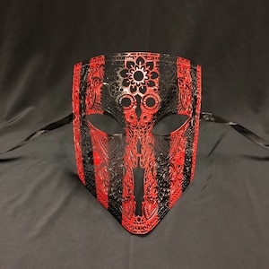 Maschera da uomo nera e rossa Maschere da ballo veneziane