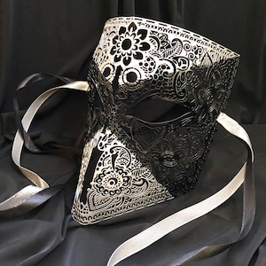 Gold And Silver Metal Venetian Masquerade Masks