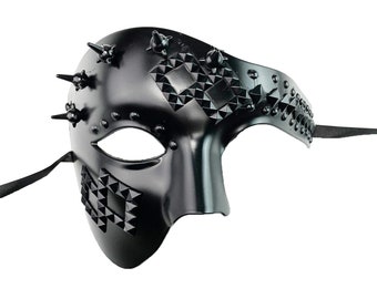 Black Spike Phantom Mask