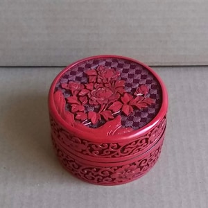 Chinese Carved Lacquer Box, Red Cinnabar Lacquer Jewelry Box. Carved Lacquerware Qidiao (Chinese: 漆雕)